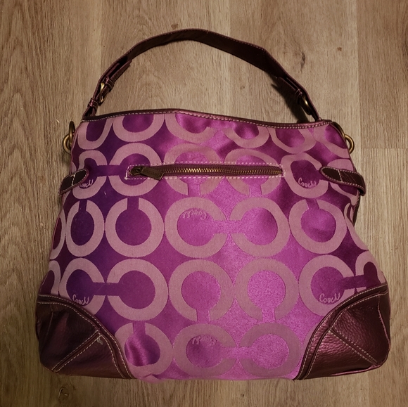 Coach Handbag - Picture 2 of 4